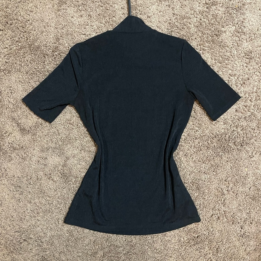SOLD Black Ribbed Top - Picture 3 of 4